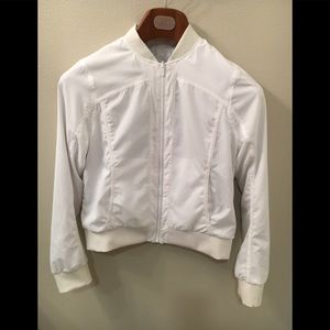 Lululemon white reversible jacket